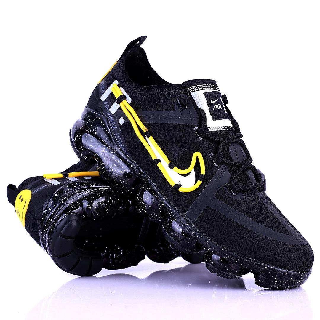 AD Black Sneakers With Yellow Smiley And Logo Design Tuned Pressure Sole - Obeezi.com