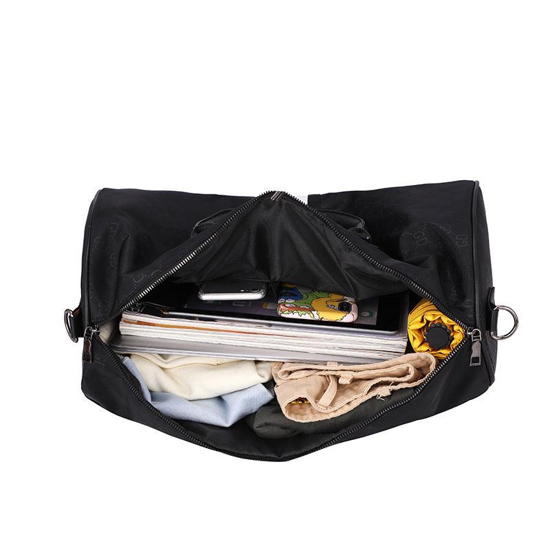 Executive Black Large Capacity Travel Bag With Classic Black And White Designs - Obeezi.com