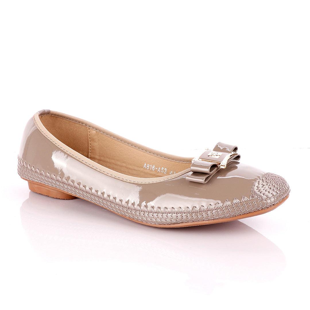 Fashionable Classic Crested Khaki Gloss Women's Flat Shoe - Obeezi