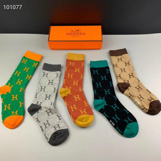 Hermes 5 in 1 Logo Designed Cotton Socks - Obeezi.com