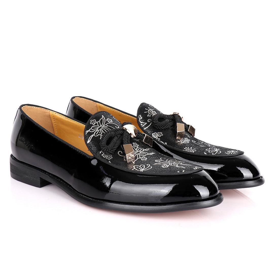 John Foster Wetlips With Woven Tassel Flowered Print Shoe-Black - Obeezi.com