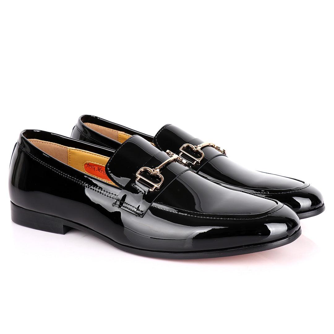 John Menson Wetlips With Gold designed Chain-Black - Obeezi.com