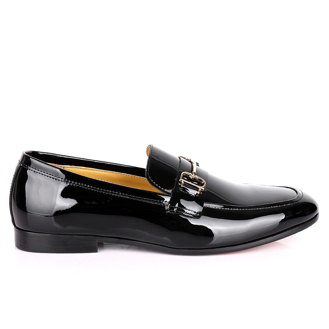 John Menson Wetlips With Gold designed Chain-Black - Obeezi.com