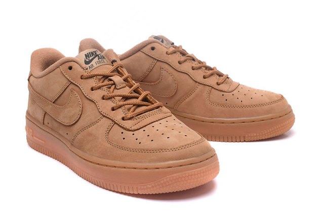 N A F 1 Low GS Flax Wheat Flax Outdoor Green Gum Light Brown Men's Casual Sneakers - Obeezi