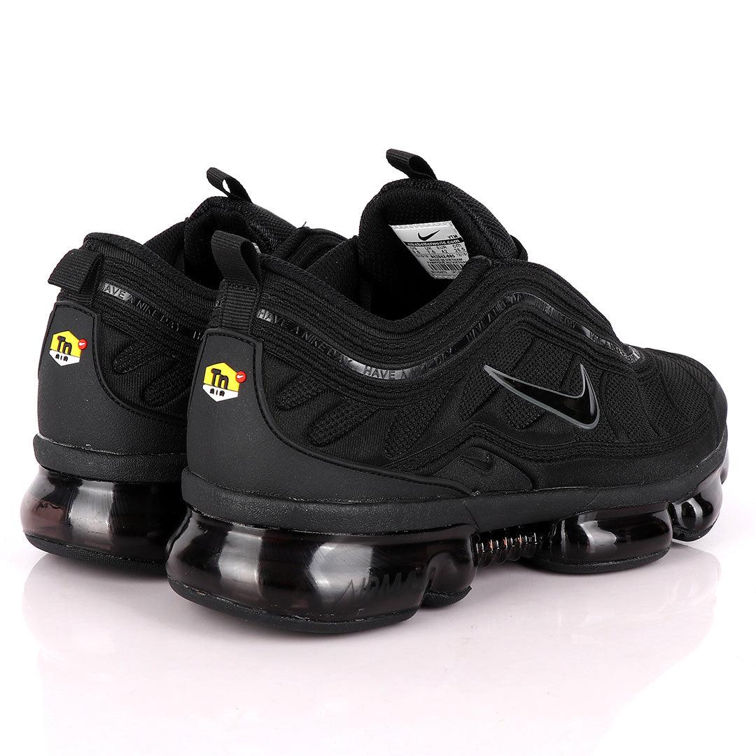 NK Max All Black Sneakers With Tuned Pressure Sole - Obeezi
