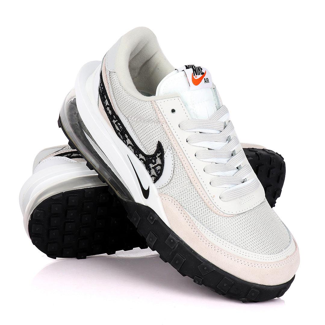 NK Sacai Waffle Tailwind Beige And Ash Sneakers - Obeezi.com