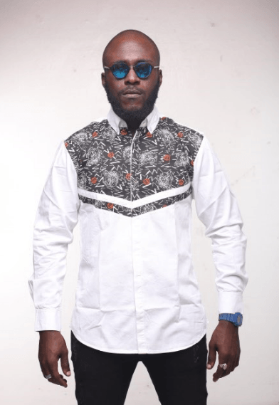 Obeezi White Mid-V with Orange smiley shirt - Obeezi