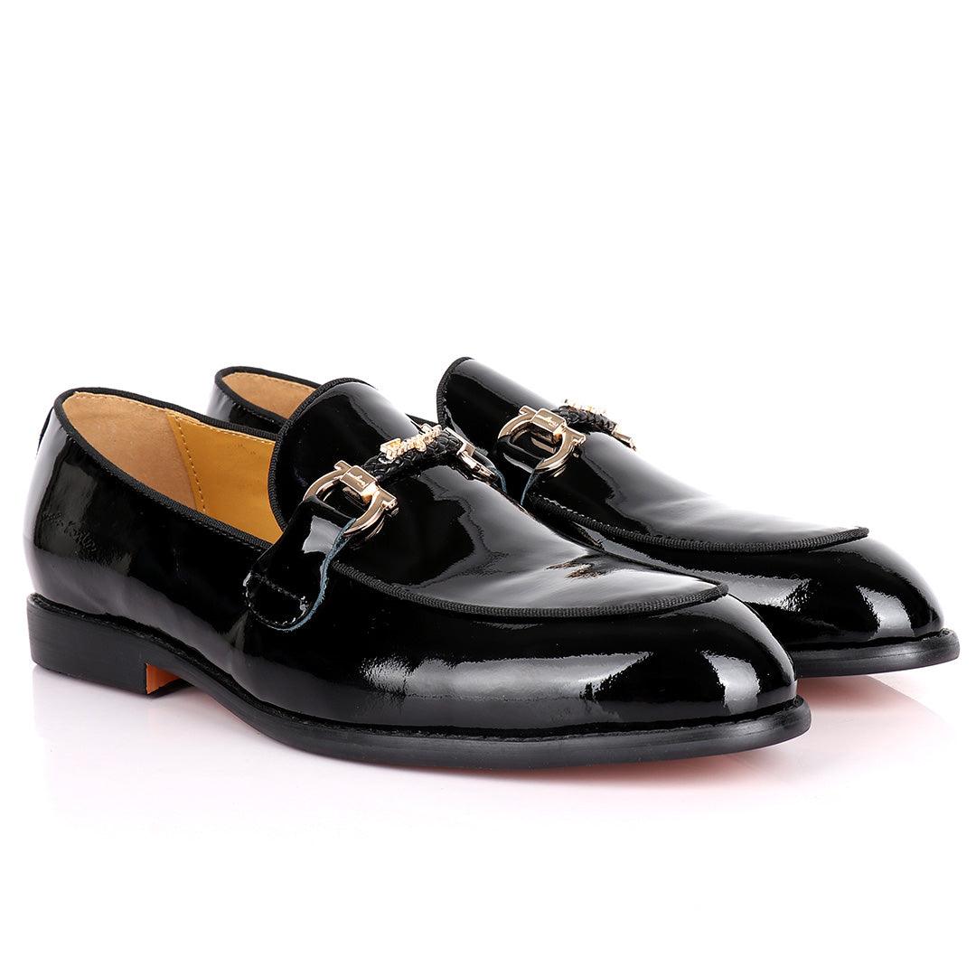 Salvatore Ferragamo Men's Wetlips Loafer With Front Gold Logo - Obeezi.com