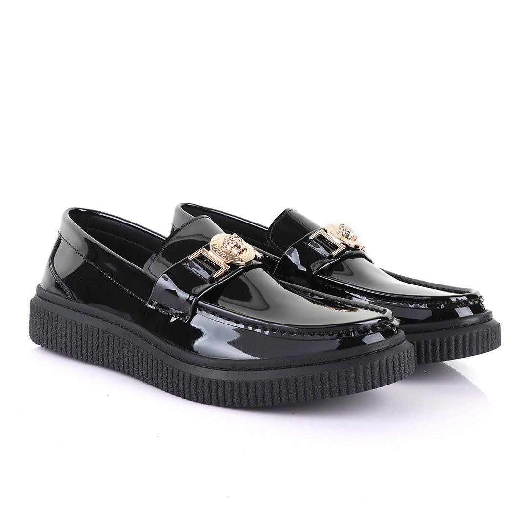 Va Medussa Gold Head Black Wetlips shoe - Obeezi