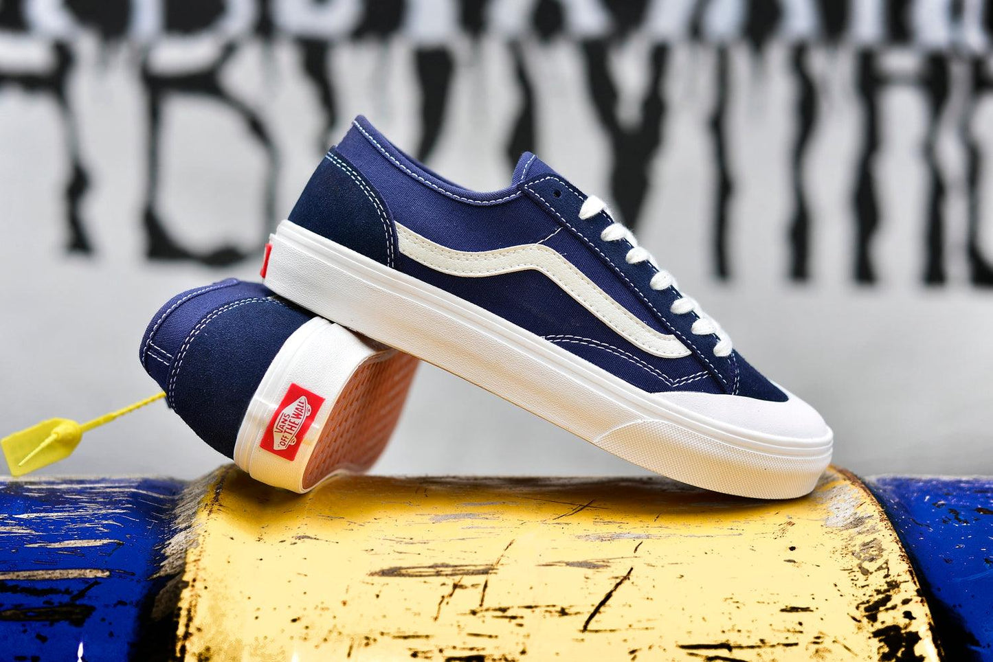 Vans Off The Wall Style 36 Decon SF Sneakers - Obeezi