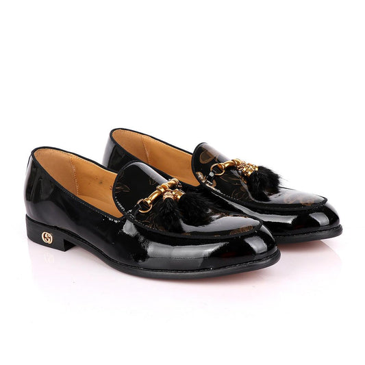 Wetlips Tassels Gold Chain Classic Black Shoe - Obeezi